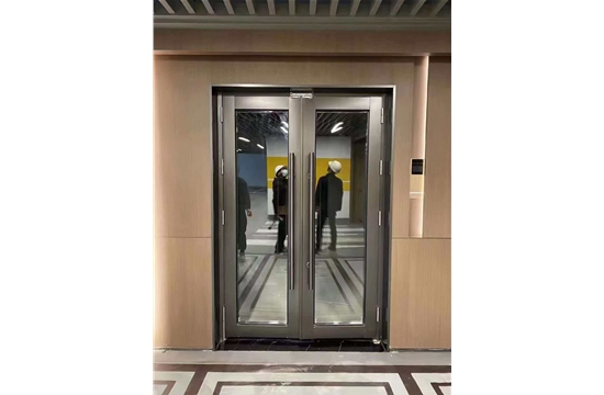 不锈钢玻璃防火门